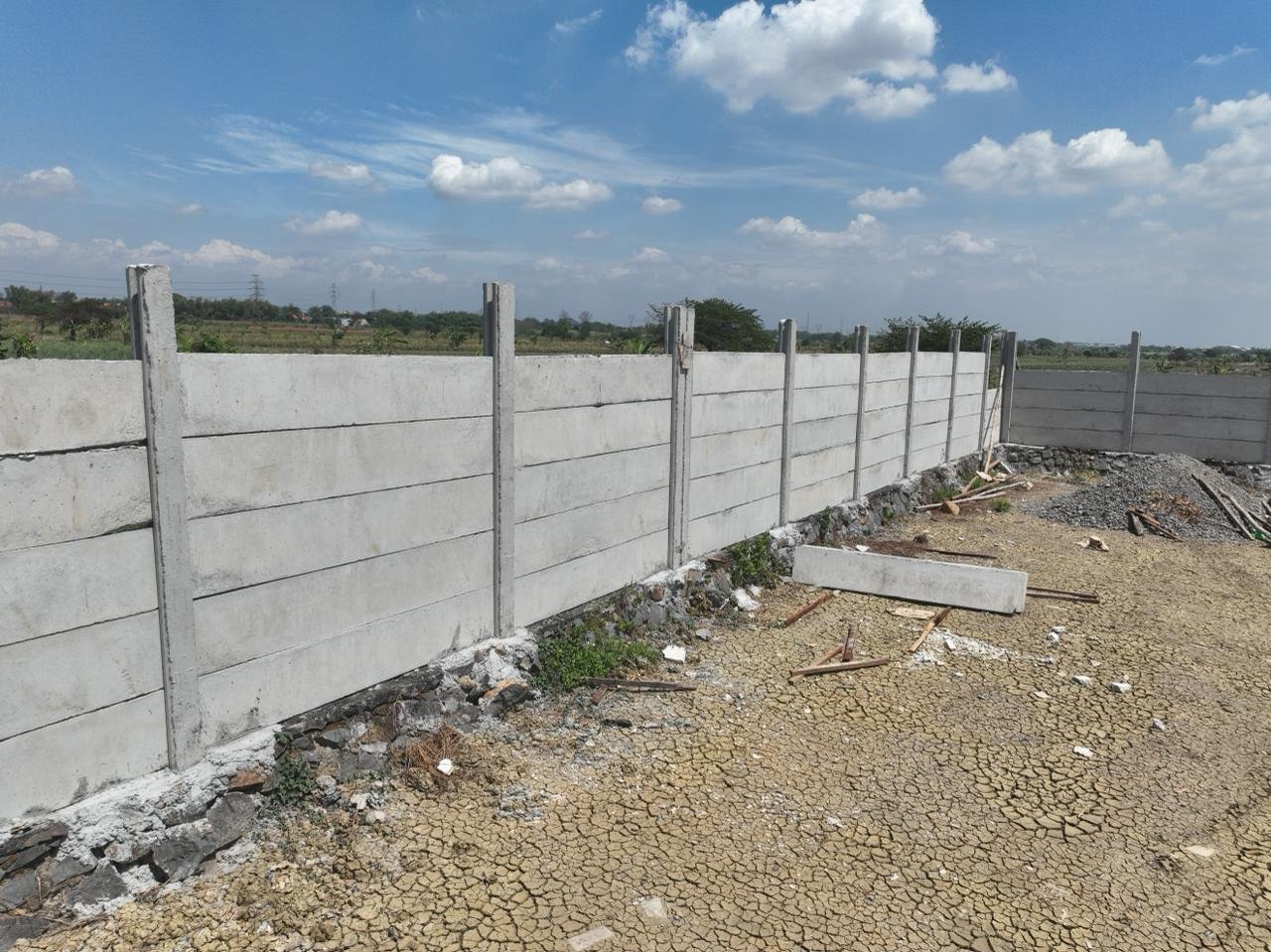 Tiang Kolom Pagar Panel Beton 15x15 Cm PT Bumindo Sakti